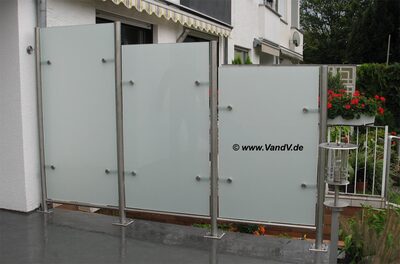 Terrassenabtrennung_2-
Preise auf Anfrage unter Email: info@vandv.de
Schlüsselwörter: Zaun