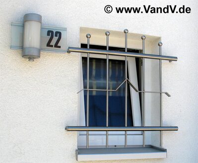 Edelstahl-Fenstergitter_5
Preise auf Anfrage unter Email: info@vandv.de
Schlüsselwörter: Sonstiges